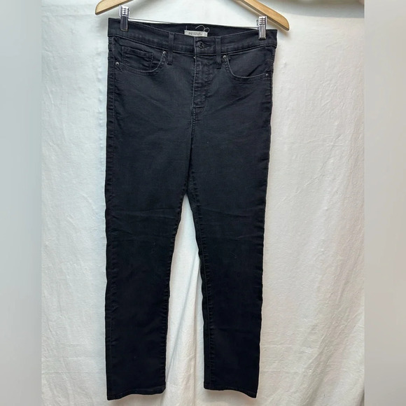 Levi's 312 Shaping Slim Jean sz 30 - Picture 2 of 6